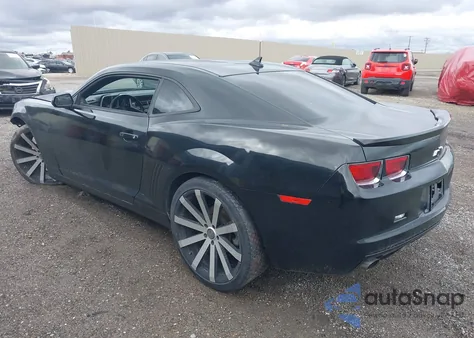 2013 Chevrolet Camaro 2Ls z USA, uszkodzony, nr VIN 2G1FA1E36D9192769